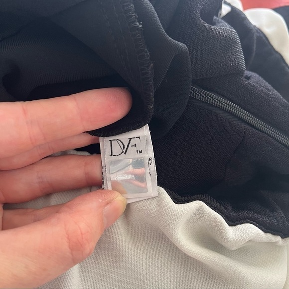 DIANE VON FURSTENBERG x REVOLVE Amare Color Block Jumpsuit - Picture 10 of 14